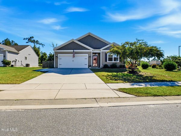 1001 S Fisher King Drive SE, Bolivia, NC 28422