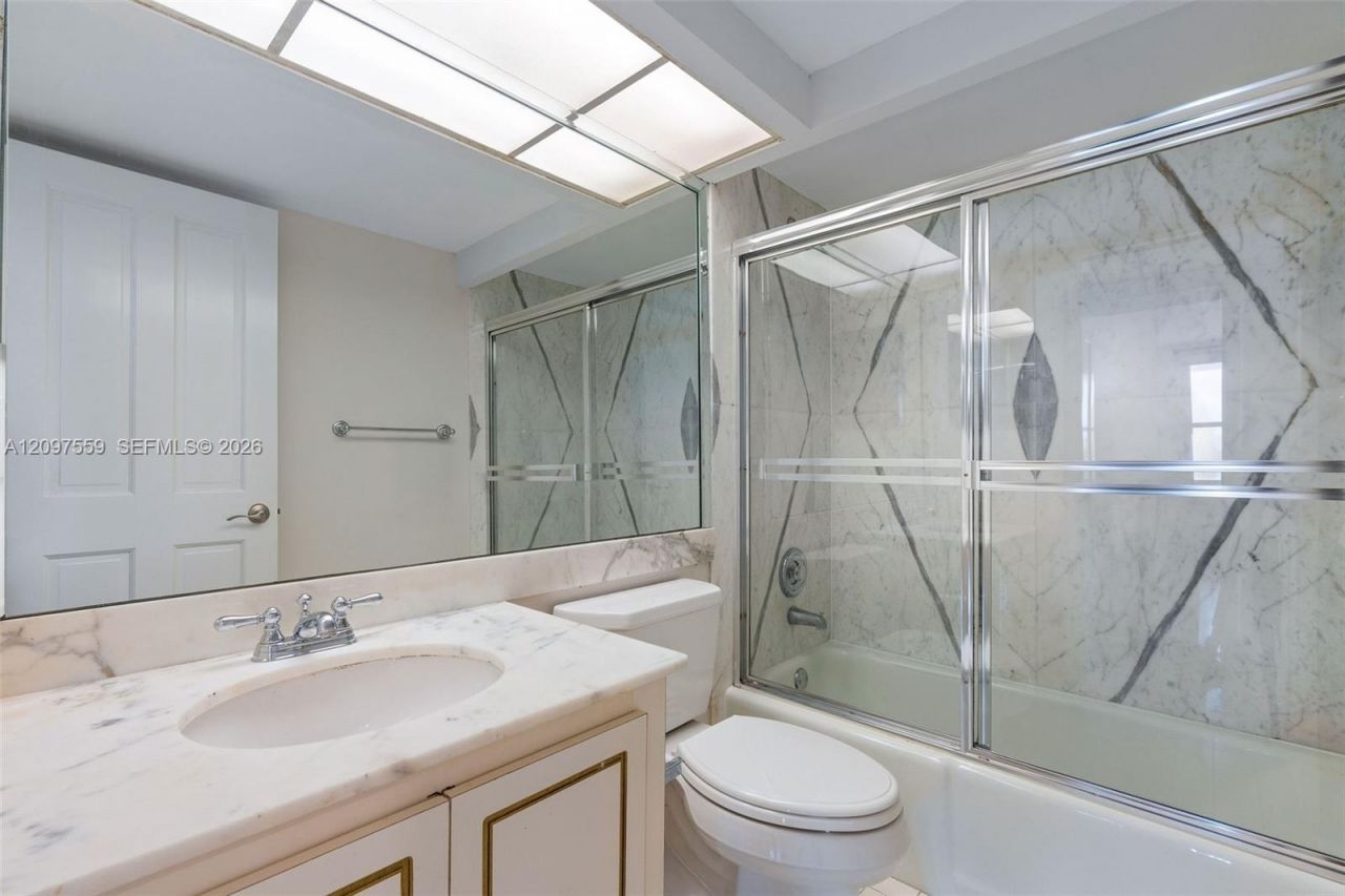 155 Ocean Lane Dr , Unit 1215, Key Biscayne, FL 33149 Photo