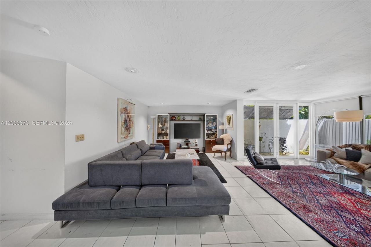 20304 SW 85th Ave, Cutler Bay, FL 33189 Photo