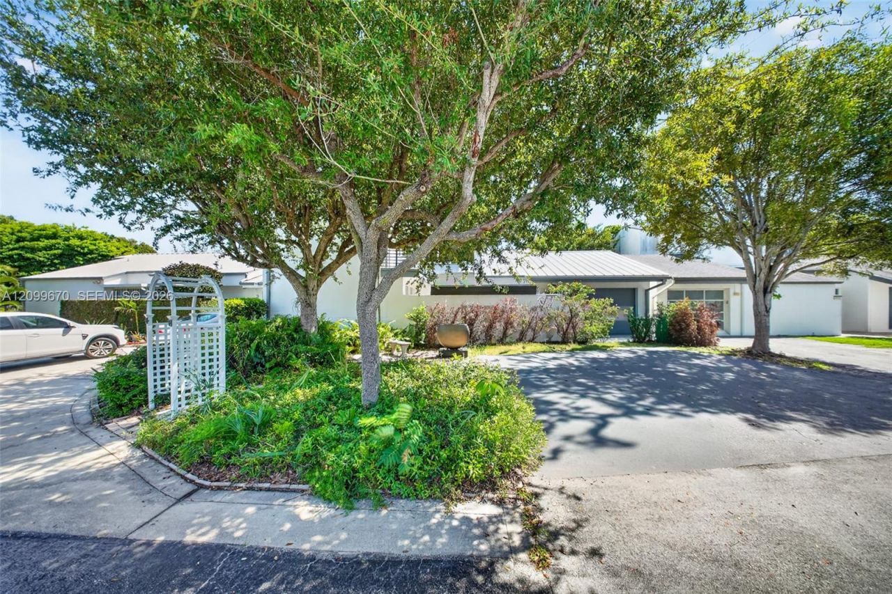 20304 SW 85th Ave, Cutler Bay, FL 33189 Photo
