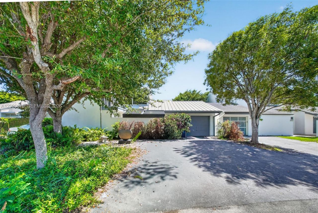 20304 SW 85th Ave, Cutler Bay, FL 33189 Photo