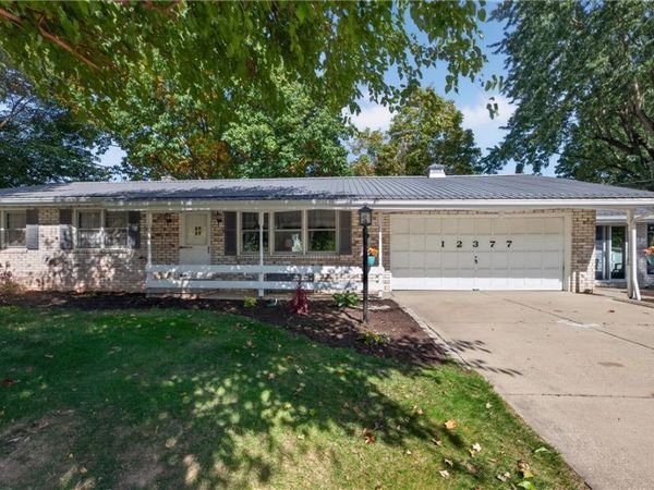12377 Weygandt Street NW, North Lawrence, OH 44614