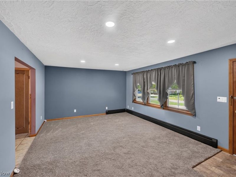 12377 Weygandt Street NW, North Lawrence, OH 44614 Photo 10