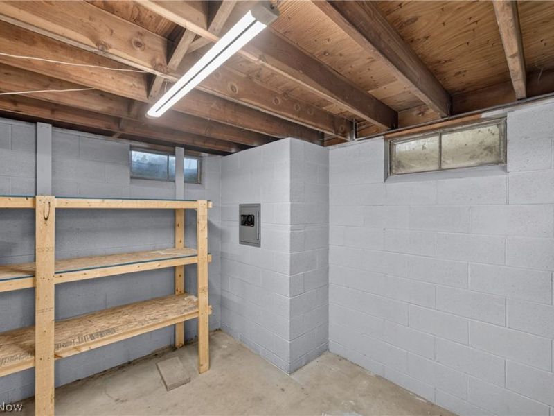 12377 Weygandt Street NW, North Lawrence, OH 44614 Photo 30