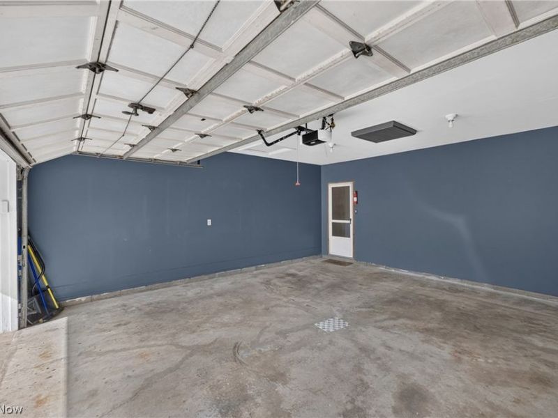 12377 Weygandt Street NW, North Lawrence, OH 44614 Photo 32