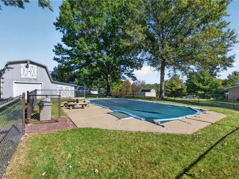 12377 Weygandt Street NW, North Lawrence, OH 44614 Photo 40