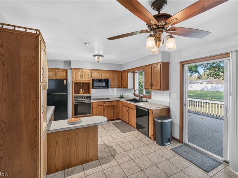 12377 Weygandt Street NW, North Lawrence, OH 44614 Photo 5