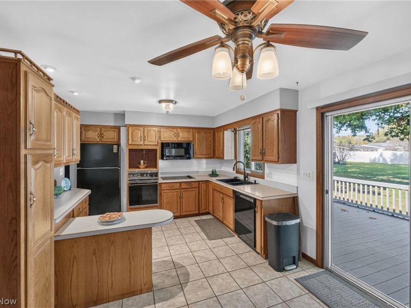 12377 Weygandt Street NW, North Lawrence, OH 44614 Photo 8