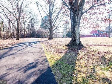 182 LEVEL ROAD, COLLEGEVILLE, PA 19426