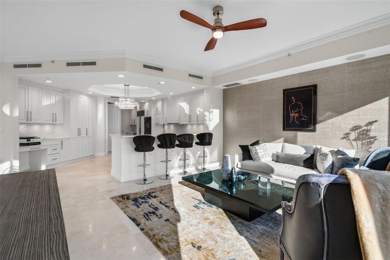 2151 Gulf Of Mexico Drive, Unit 4, Longboat Key, FL 34228 Photo