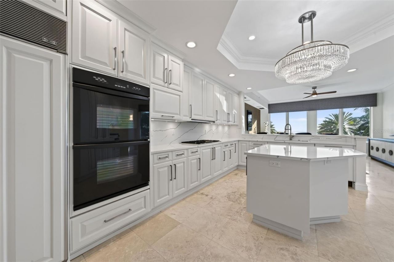 2151 Gulf Of Mexico Drive, Unit 4, Longboat Key, FL 34228 Photo