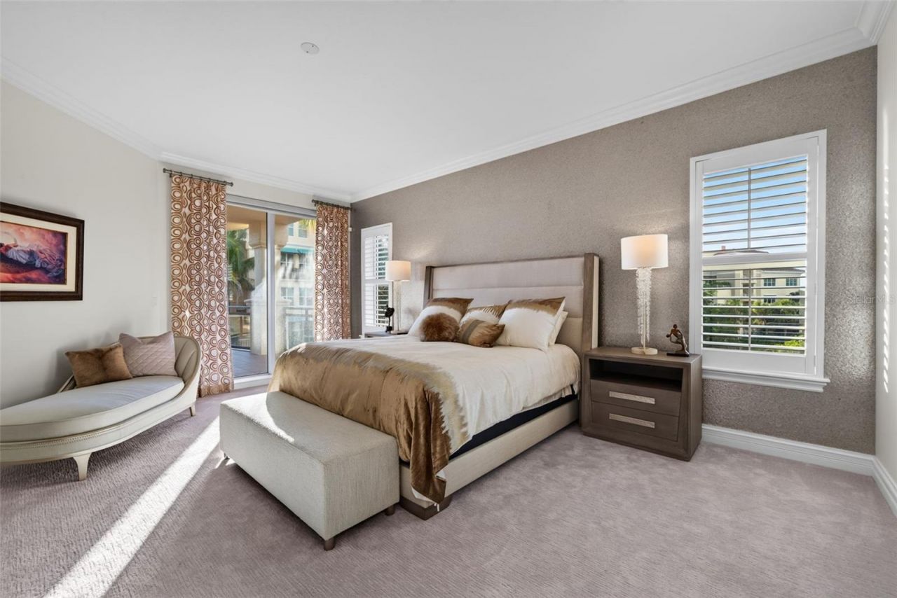 2151 Gulf Of Mexico Drive, Unit 4, Longboat Key, FL 34228 Photo