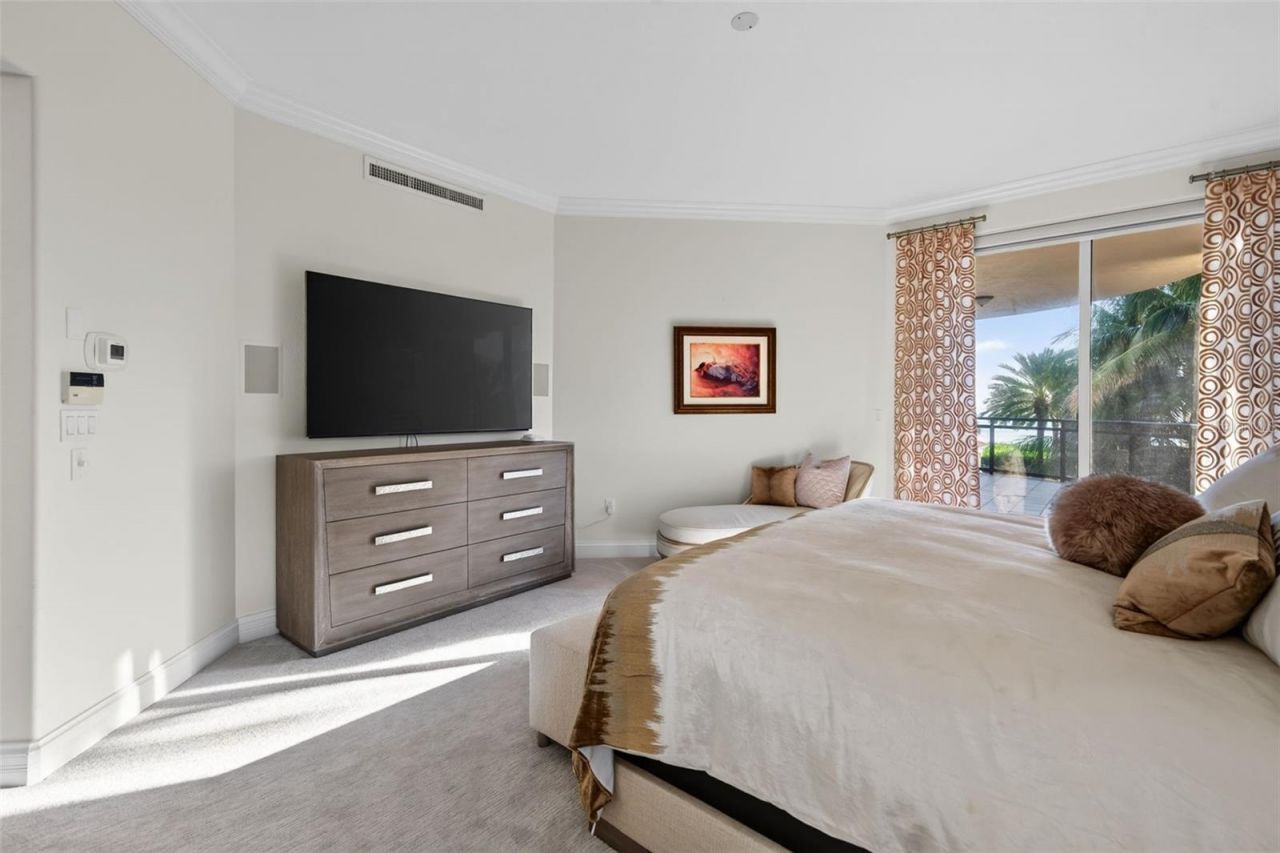 2151 Gulf Of Mexico Drive, Unit 4, Longboat Key, FL 34228 Photo