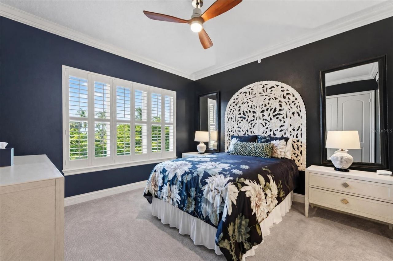 2151 Gulf Of Mexico Drive, Unit 4, Longboat Key, FL 34228 Photo