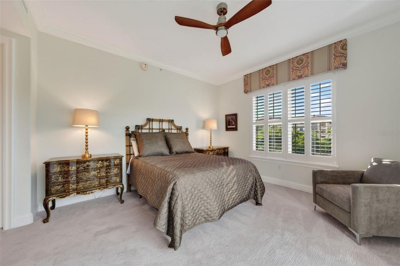 2151 Gulf Of Mexico Drive, Unit 4, Longboat Key, FL 34228 Photo