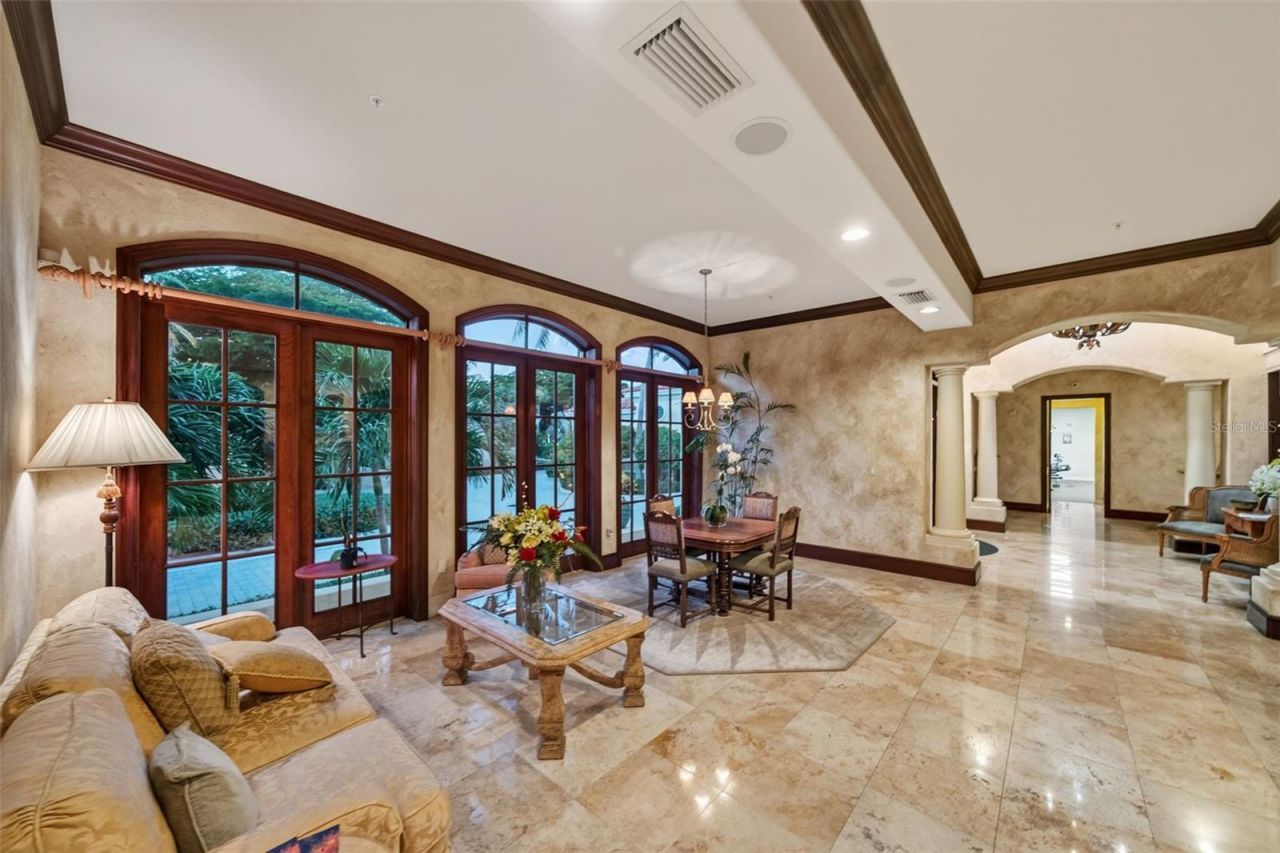 2151 Gulf Of Mexico Drive, Unit 4, Longboat Key, FL 34228 Photo