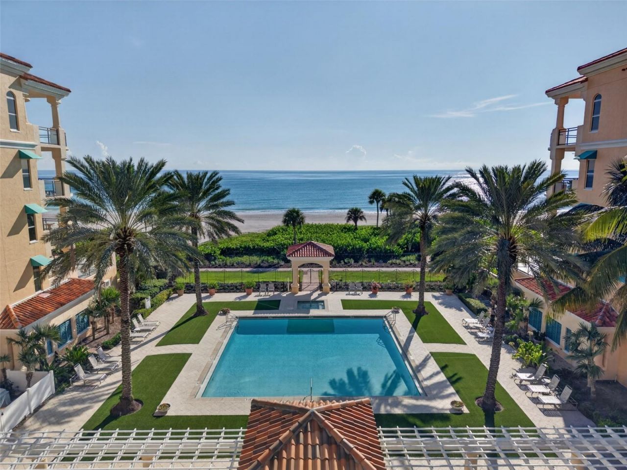 2151 Gulf Of Mexico Drive, Unit 4, Longboat Key, FL 34228 Photo