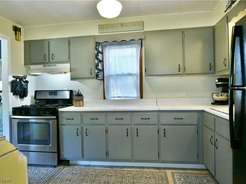 2422 Wilson Sharpsville Road, Cortland, OH 44410 Photo 16
