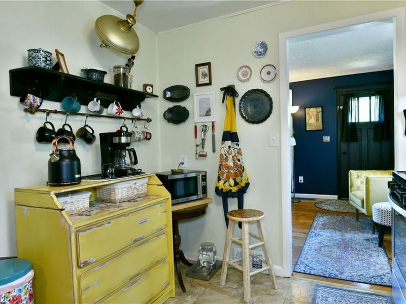 2422 Wilson Sharpsville Road, Cortland, OH 44410 Photo 17