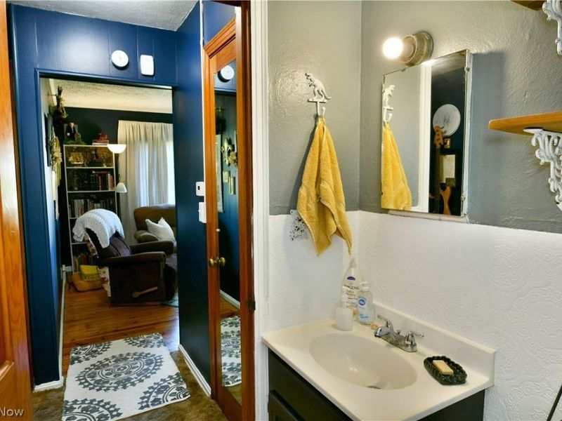 2422 Wilson Sharpsville Road, Cortland, OH 44410 Photo 22