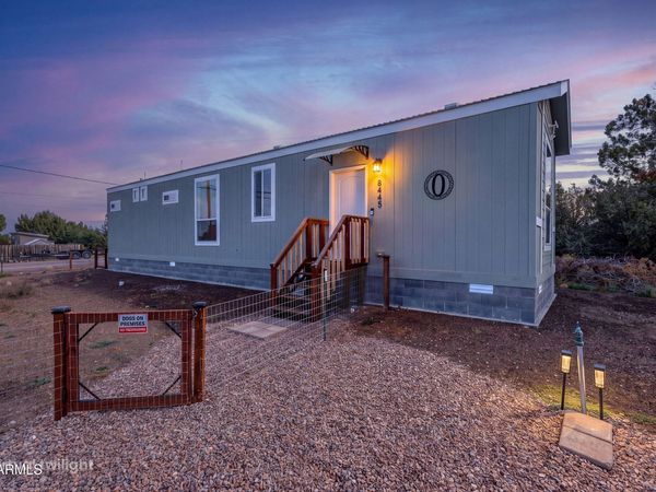 8445 APACHE Drive, Show Low, AZ 85901