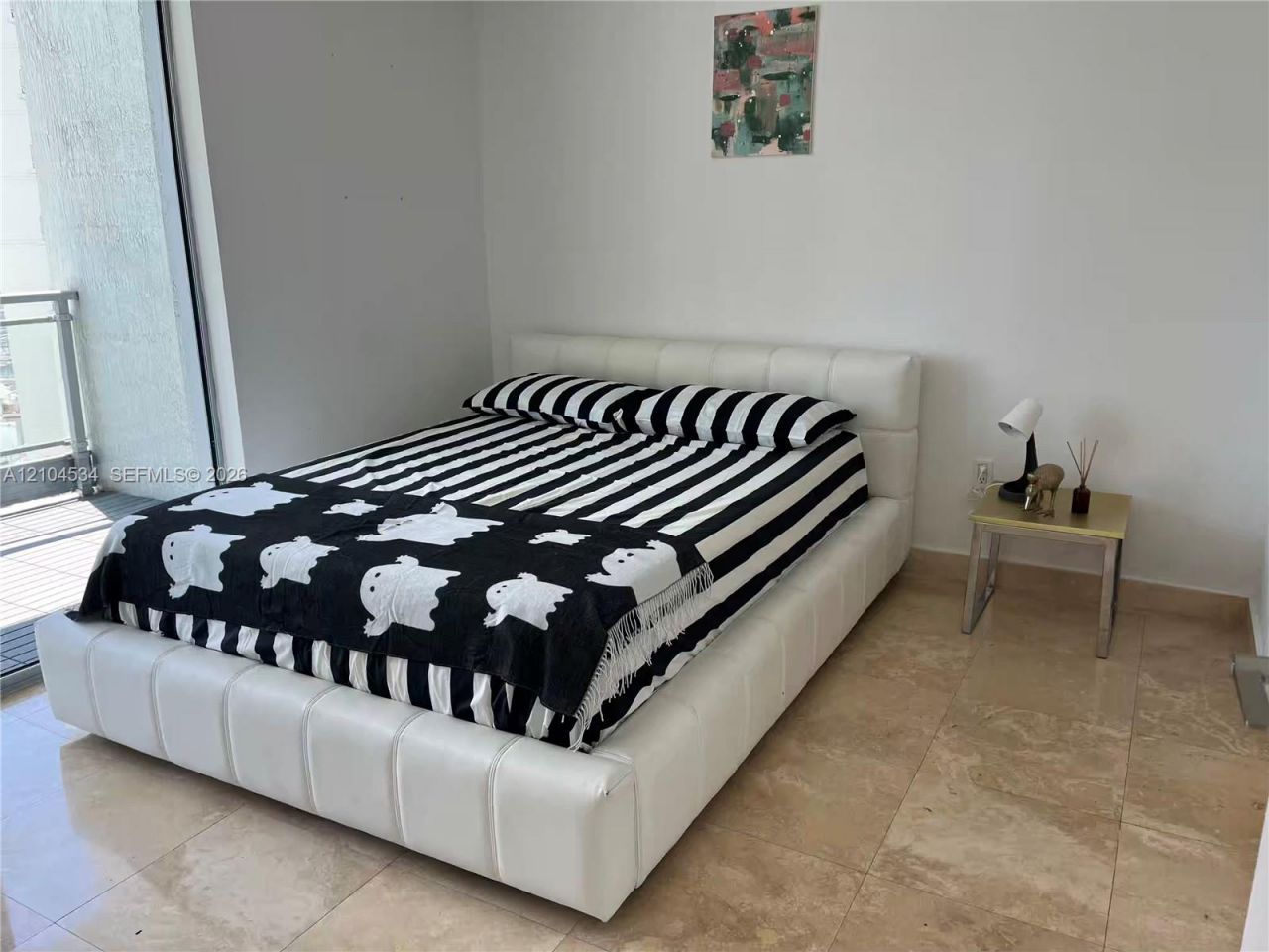 90 SW 3rd St , Unit 1615, Miami, FL 33130 Photo