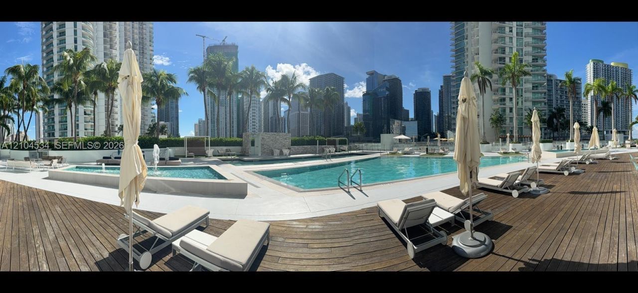90 SW 3rd St , Unit 1615, Miami, FL 33130 Photo