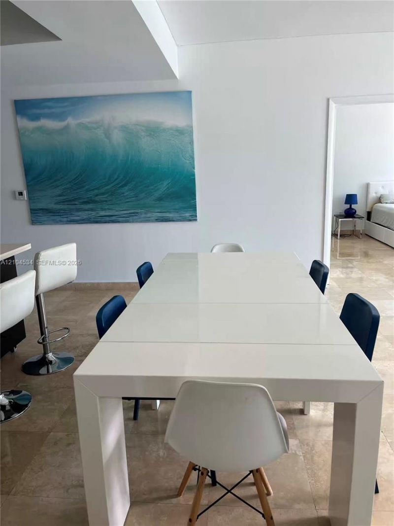 90 SW 3rd St , Unit 1615, Miami, FL 33130 Photo