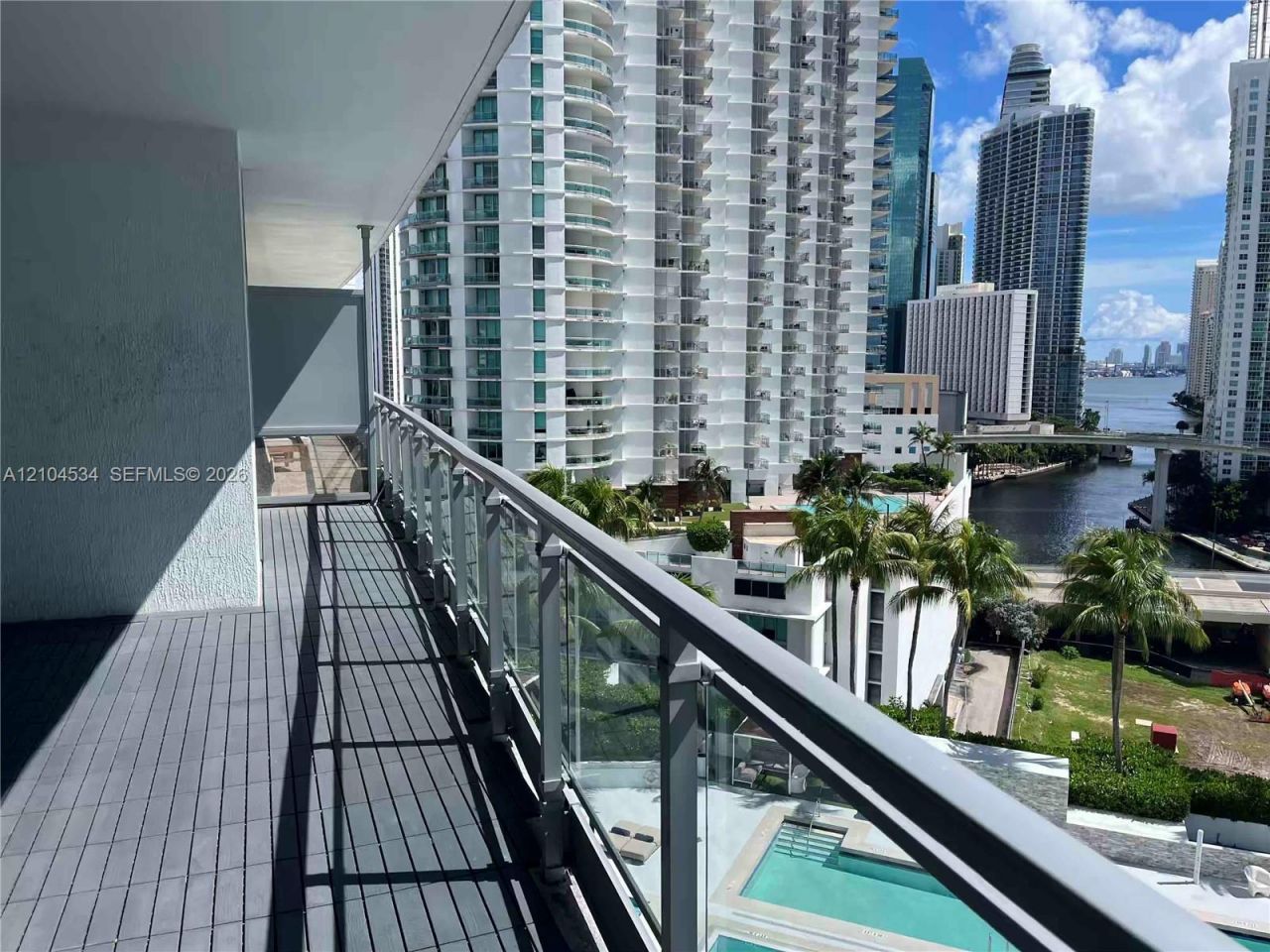 90 SW 3rd St , Unit 1615, Miami, FL 33130 Photo
