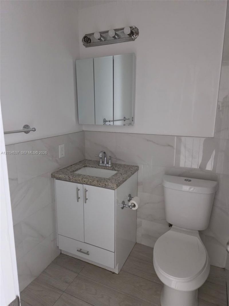 1551 W Okeechobee Rd , Unit 15-14, Hialeah, FL 33010 Photo