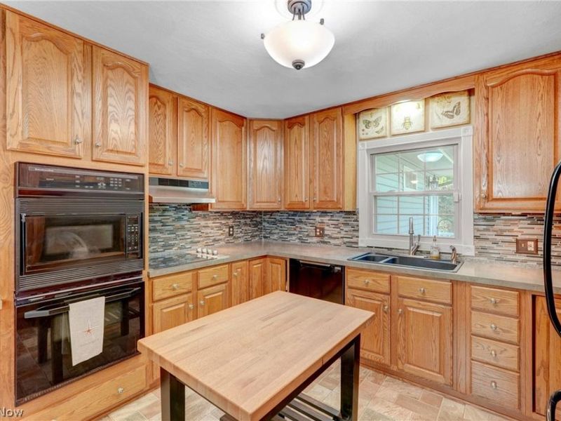 5125 Colorado Avenue, Sheffield, OH 44054 Photo 10
