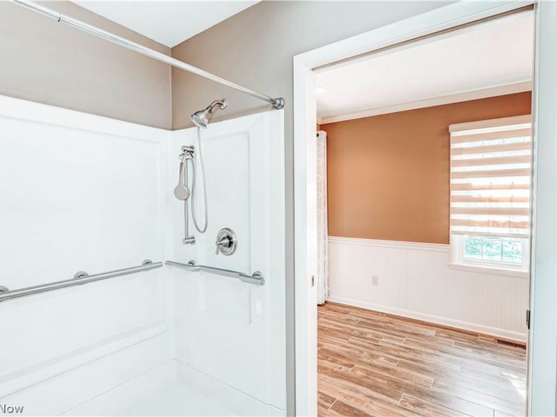 5125 Colorado Avenue, Sheffield, OH 44054 Photo 8
