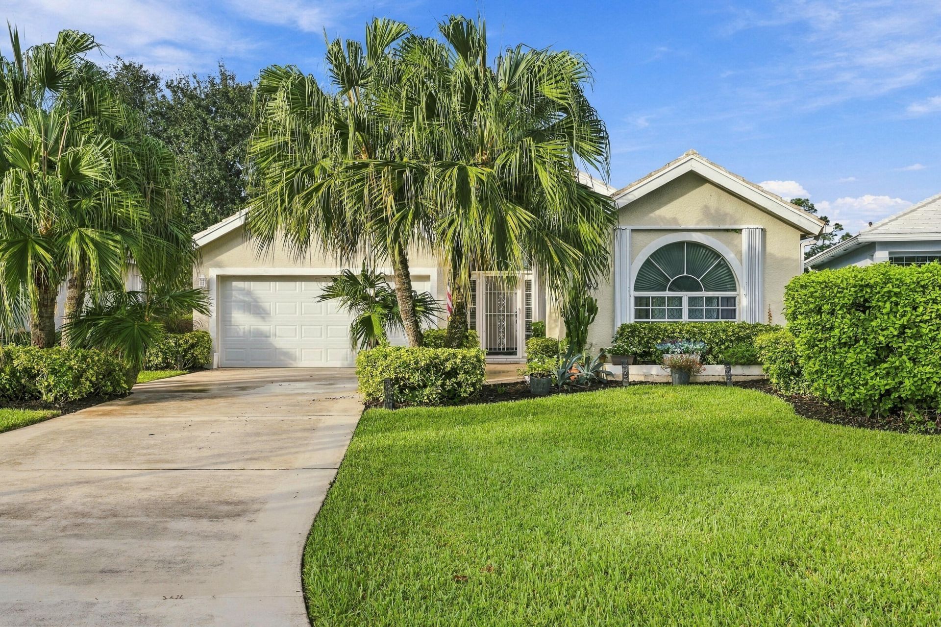 442 SW Fairway Vista, Port Saint Lucie, FL 34986 Main Photo