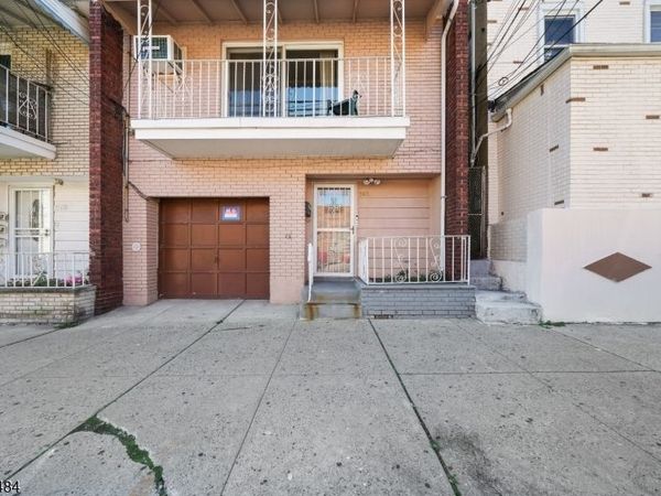 565 61St St, West New York, NJ 07093