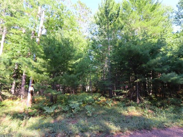 744 Miller Farm Rd, La Pointe, WI 54850