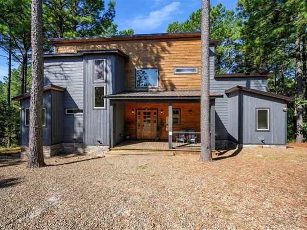 2093 Pine Hills Road, Broken Bow, OK 74728