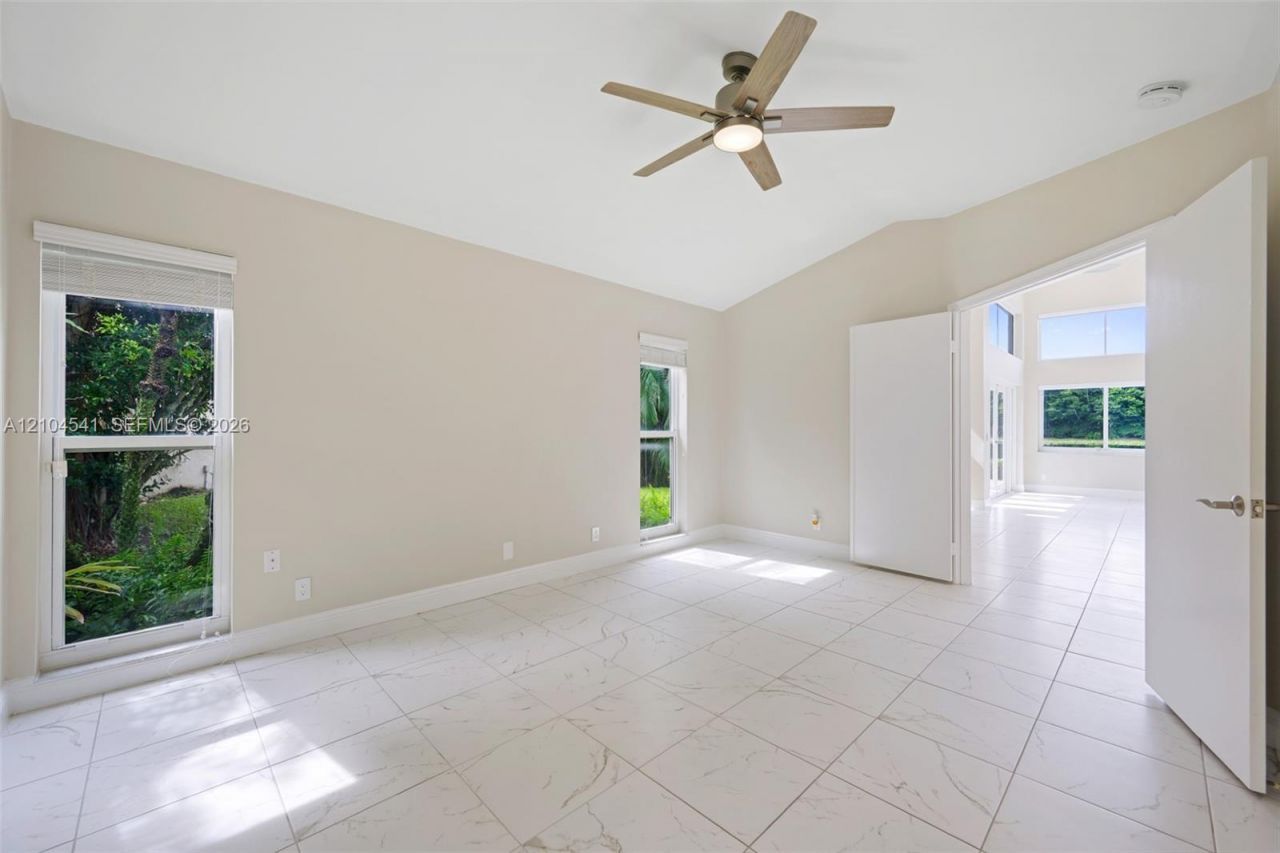 1400 Seabay Rd , Weston, FL 33326 Photo