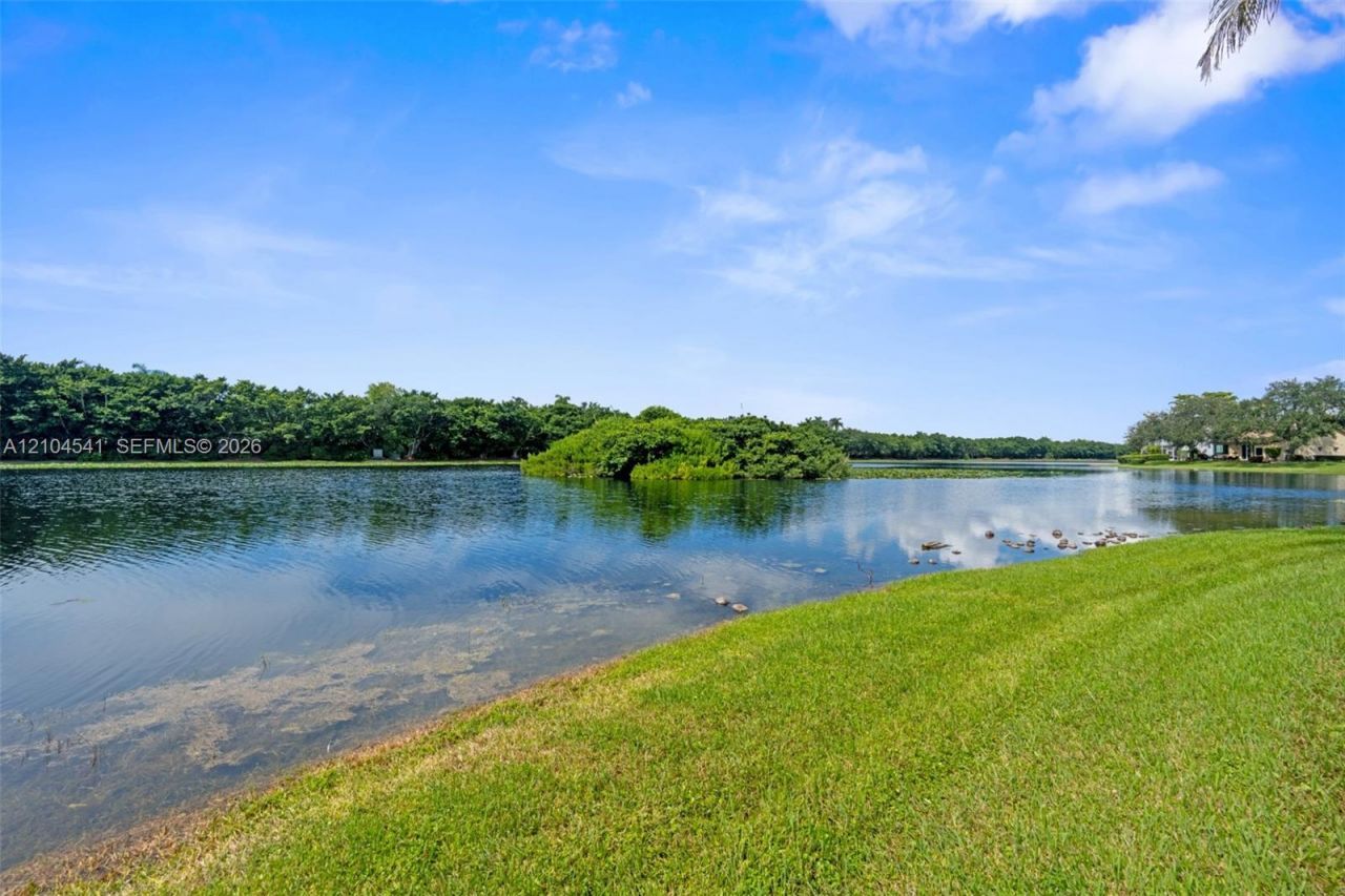 1400 Seabay Rd , Weston, FL 33326 Photo