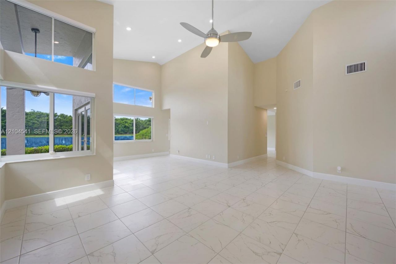 1400 Seabay Rd , Weston, FL 33326 Photo