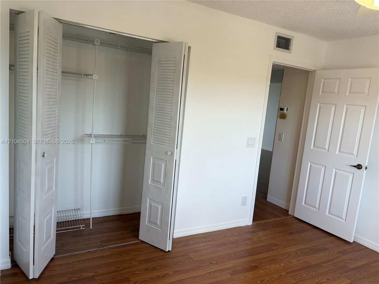 10422 NW 24th Pl , Unit 409, Sunrise, FL 33322 Photo
