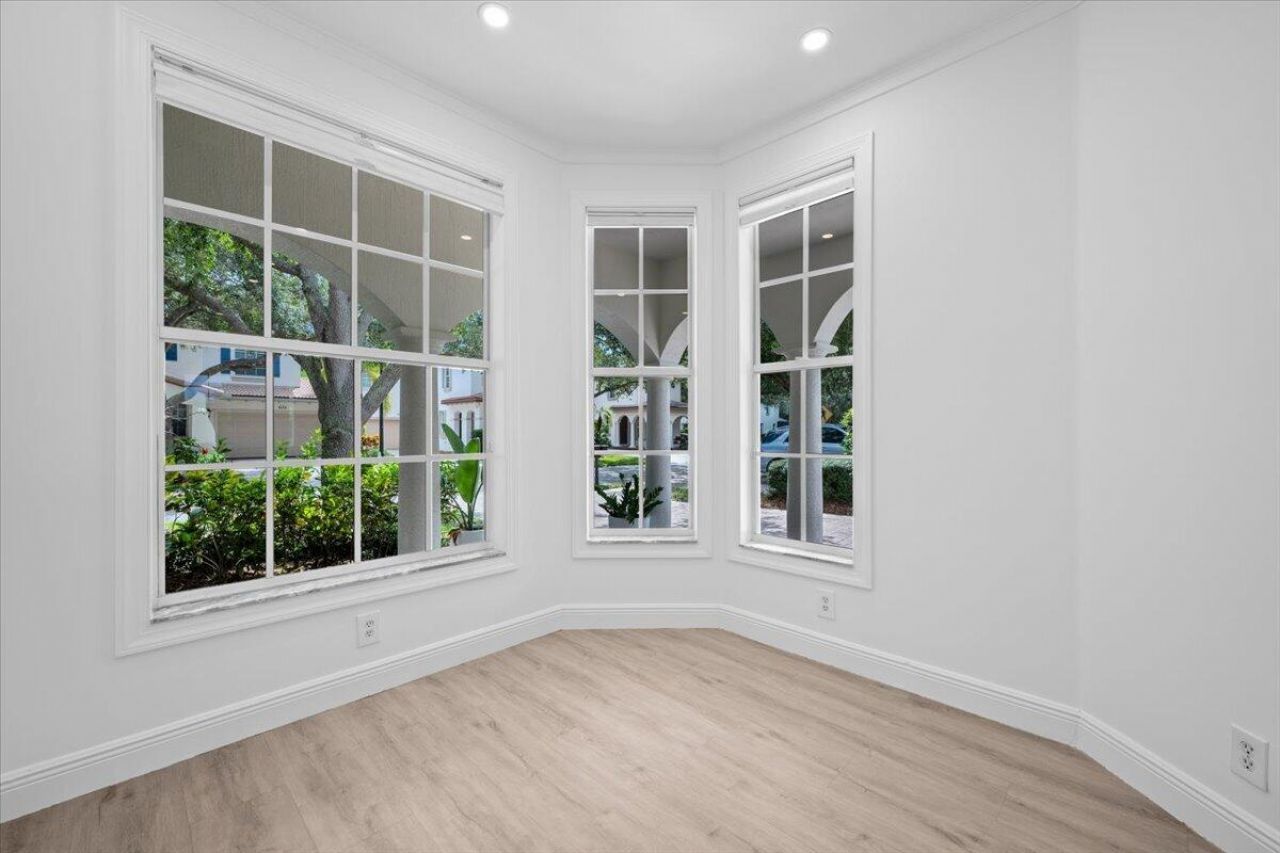 651 Castle Drive, Palm Beach Gardens, FL 33410 Photo