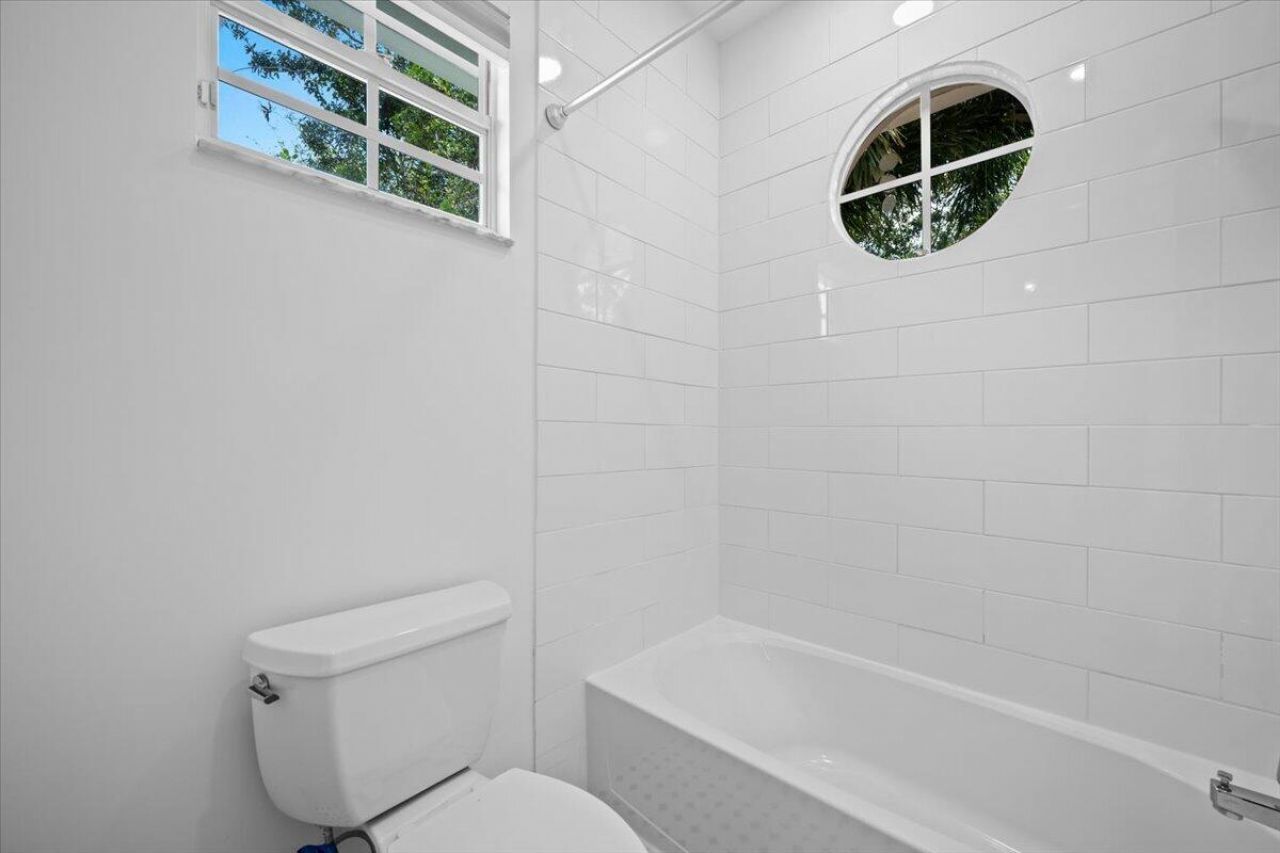 651 Castle Drive, Palm Beach Gardens, FL 33410 Photo