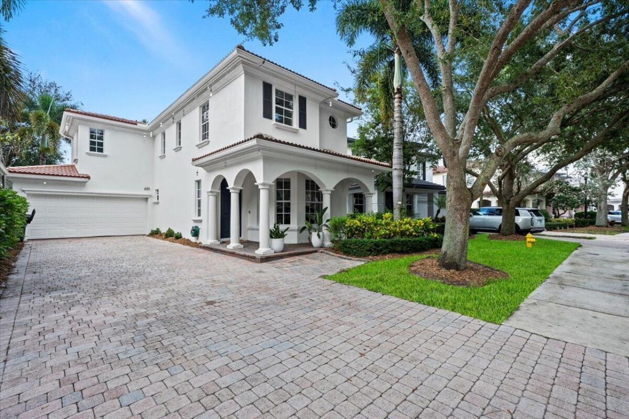 651 Castle Drive, Palm Beach Gardens, FL 33410 Photo
