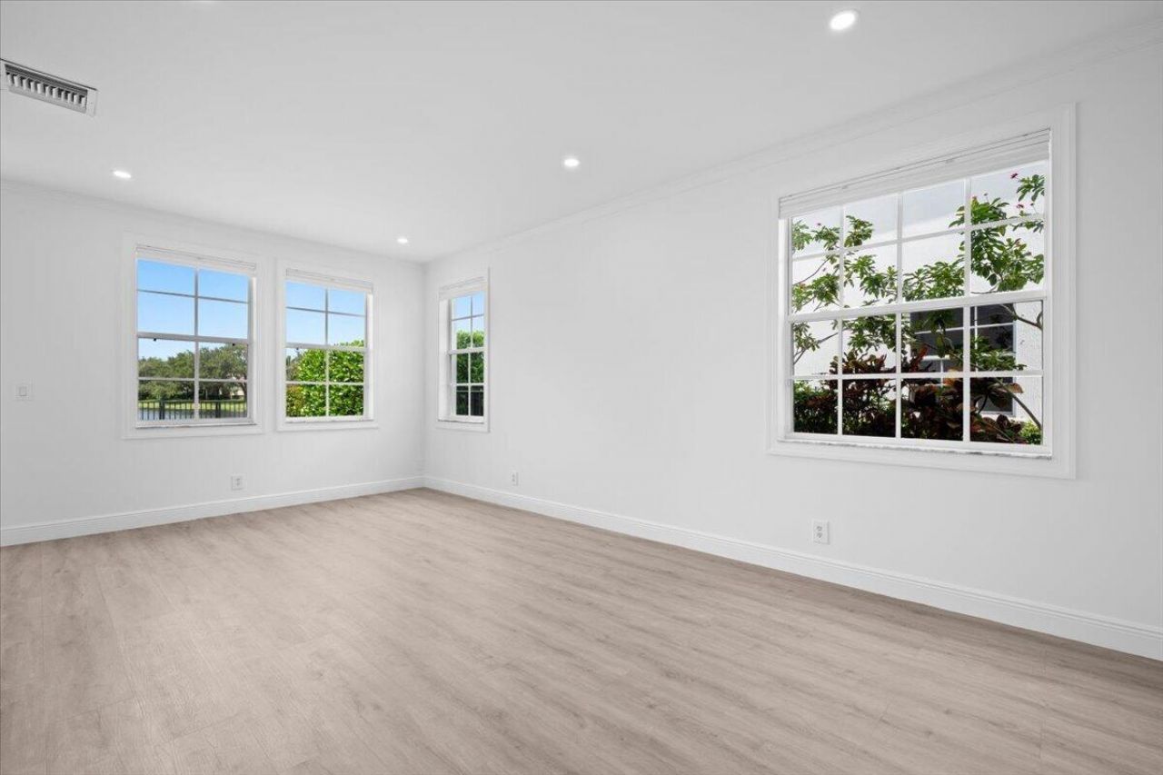 651 Castle Drive, Palm Beach Gardens, FL 33410 Photo