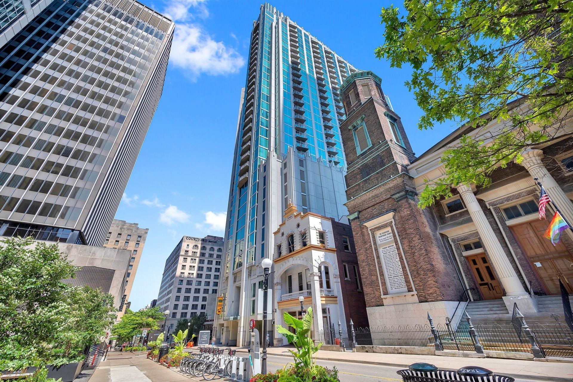 415 Church St  Nashville, TN 37219