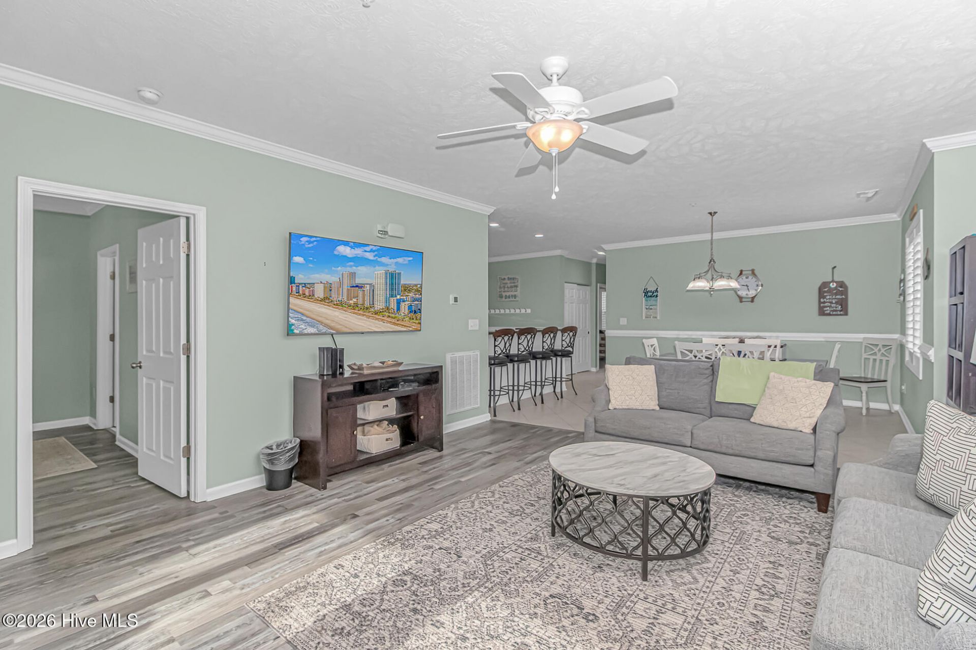 601 Hillside Drive N Photo 16