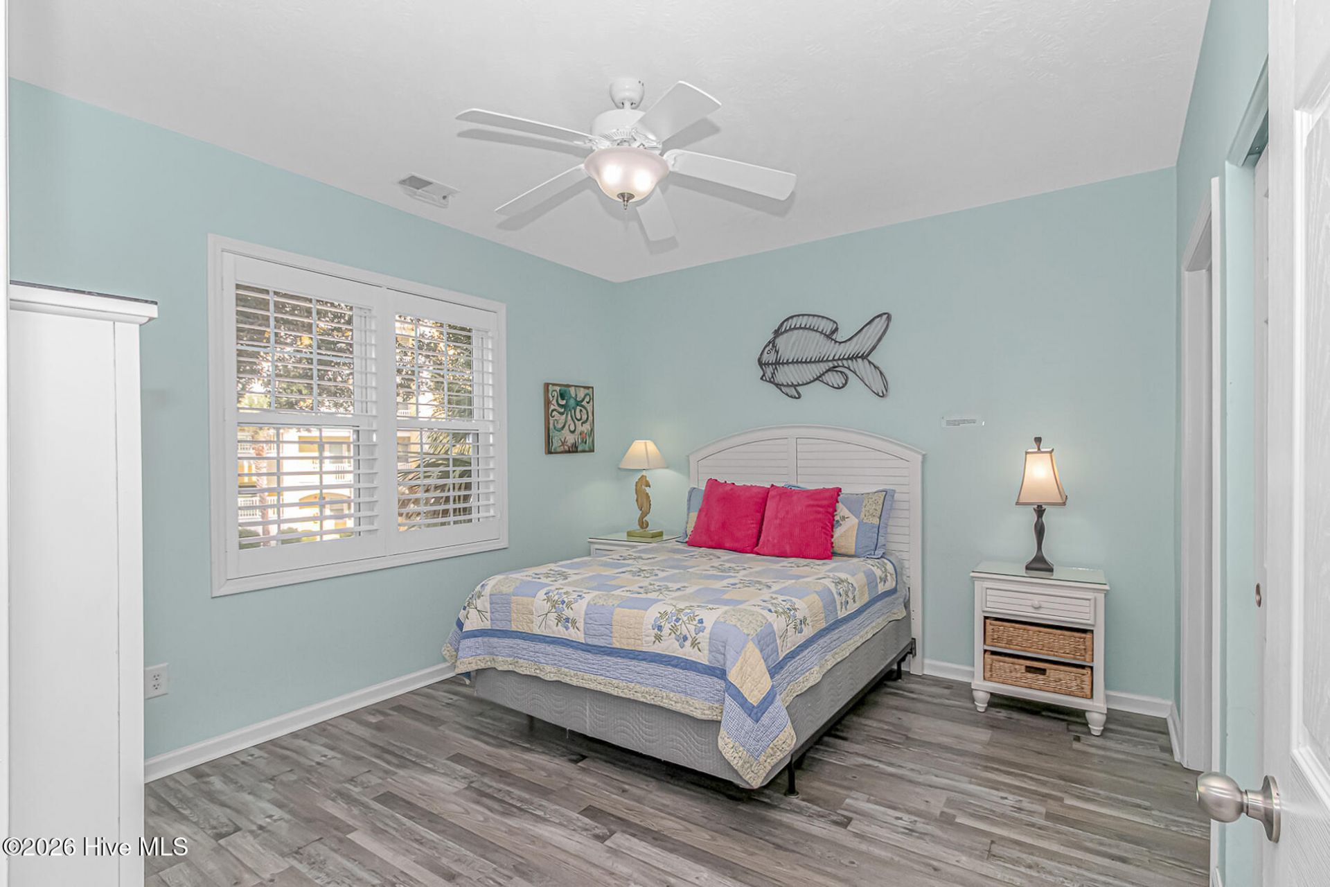 601 Hillside Drive N Photo 23