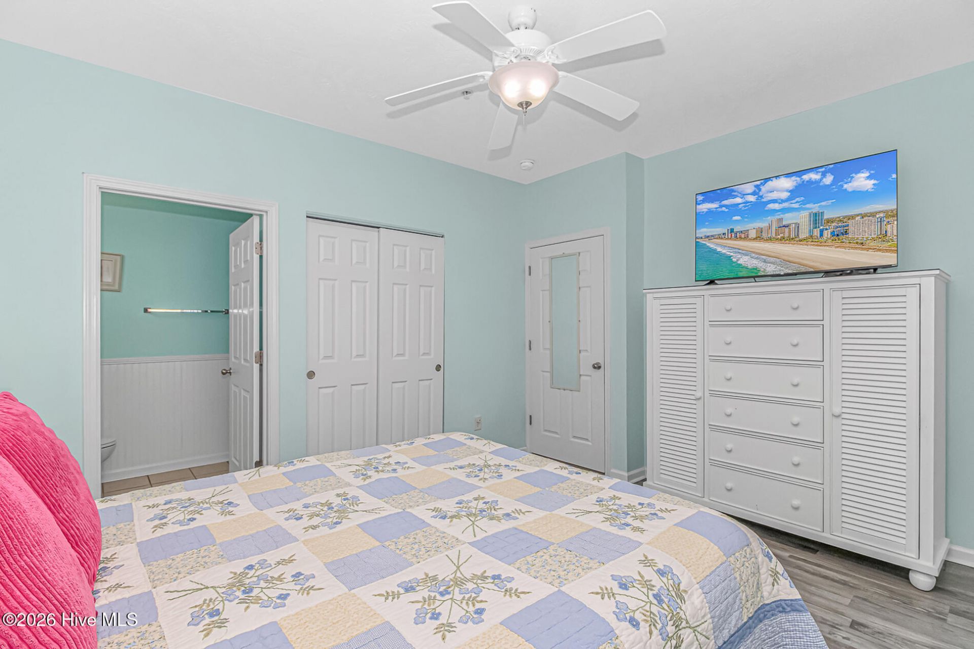 601 Hillside Drive N Photo 24