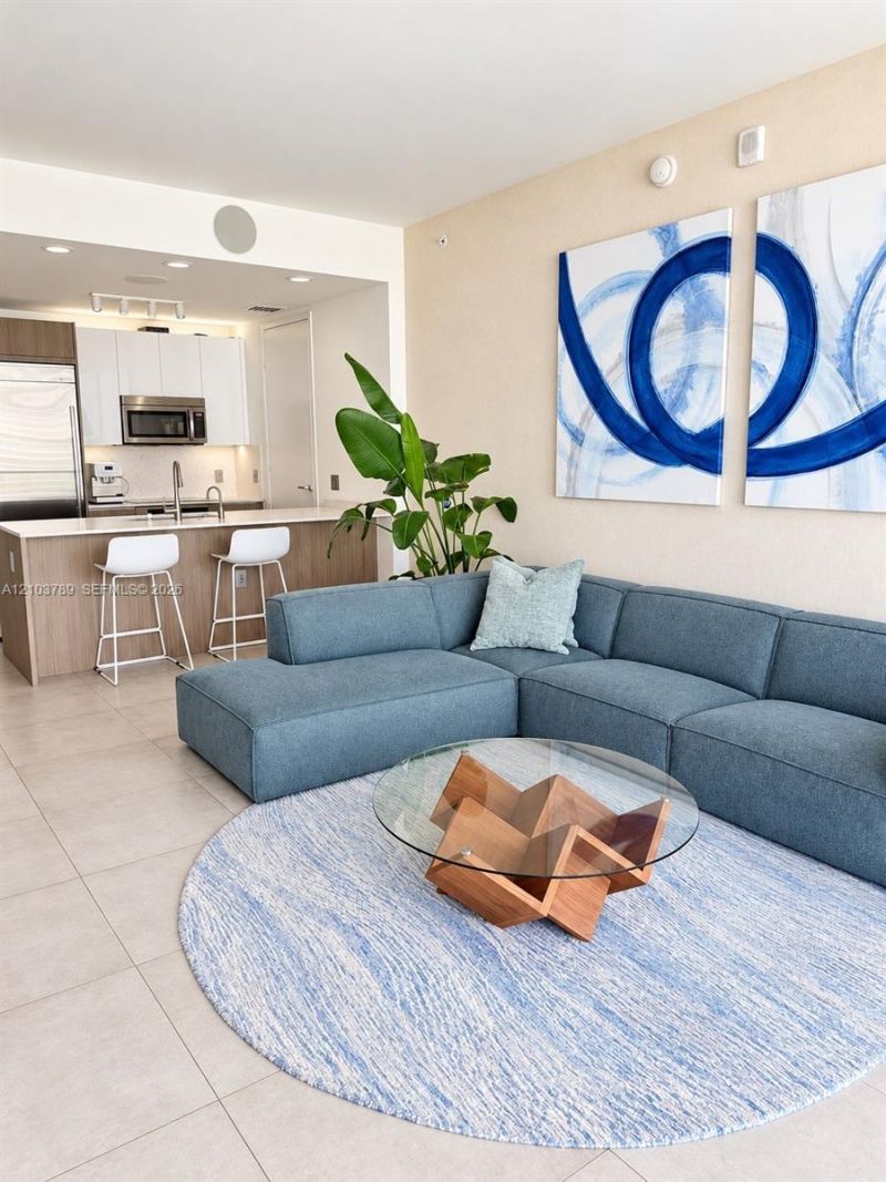 1300 Brickell Bay Dr , Unit 3805, Miami, FL 33131 Photo