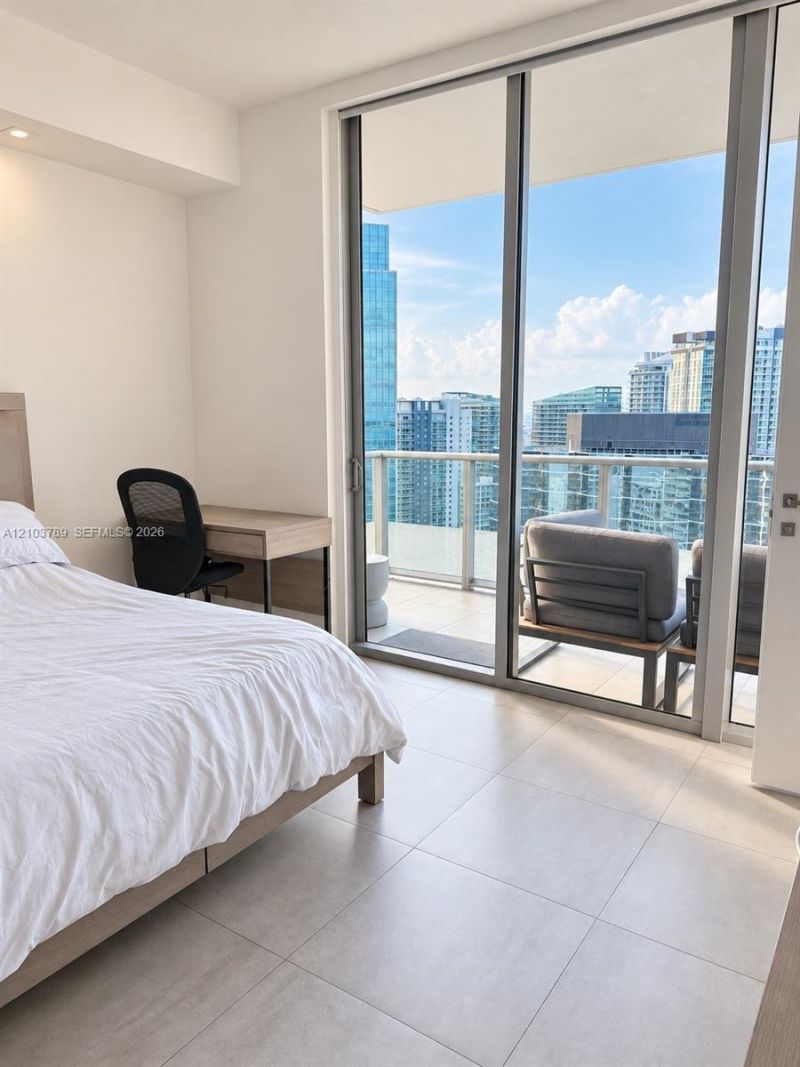 1300 Brickell Bay Dr , Unit 3805, Miami, FL 33131 Photo